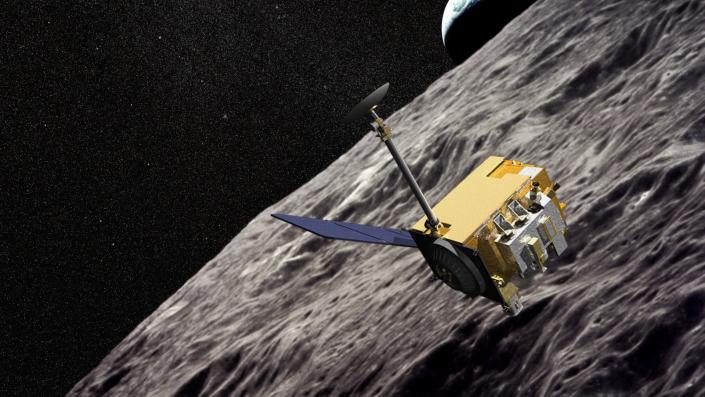 a small spacecraft orbiting the moon